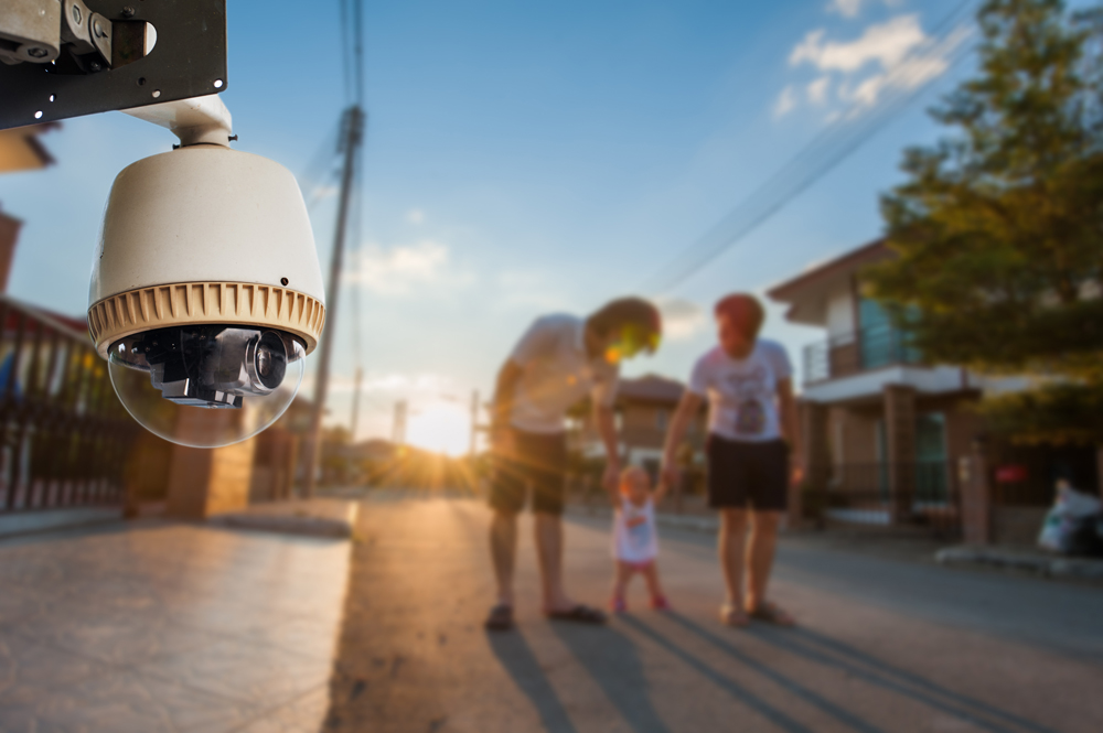Vale la pena instalar cámaras de seguridad en una comunidad