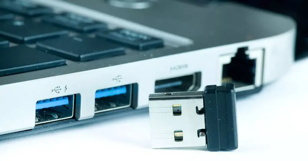 Cómo funcionan los puertos USB