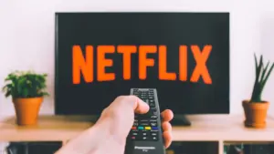 Cuántos datos usa Netflix para descargar